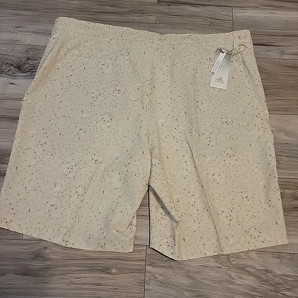 NWT Adidas Ultimate Golf‎ Shorts Mens 40 Biege Brown Chino Allover All Print